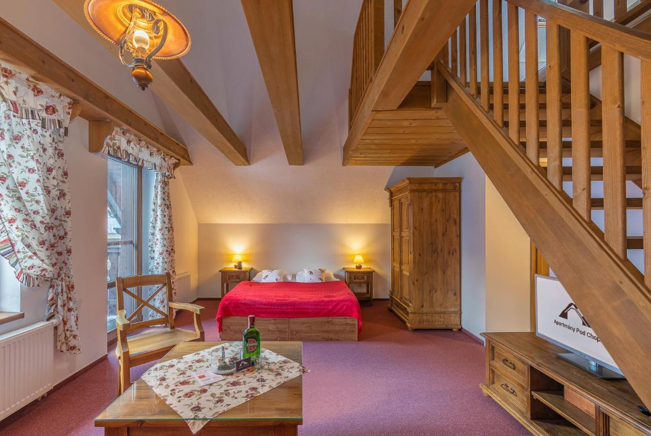 Apartmány Pod Chopkom Pavčina Lehota Exterior foto